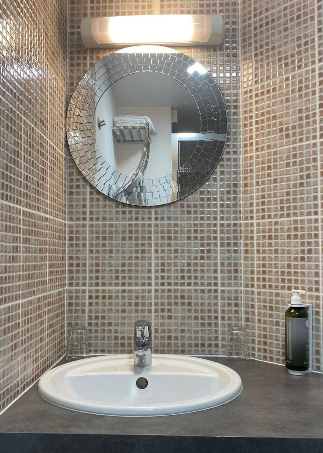Contact Hotel Le Sud Montpellier Aeroport Parc Expo Arena Моґійо Екстер'єр фото