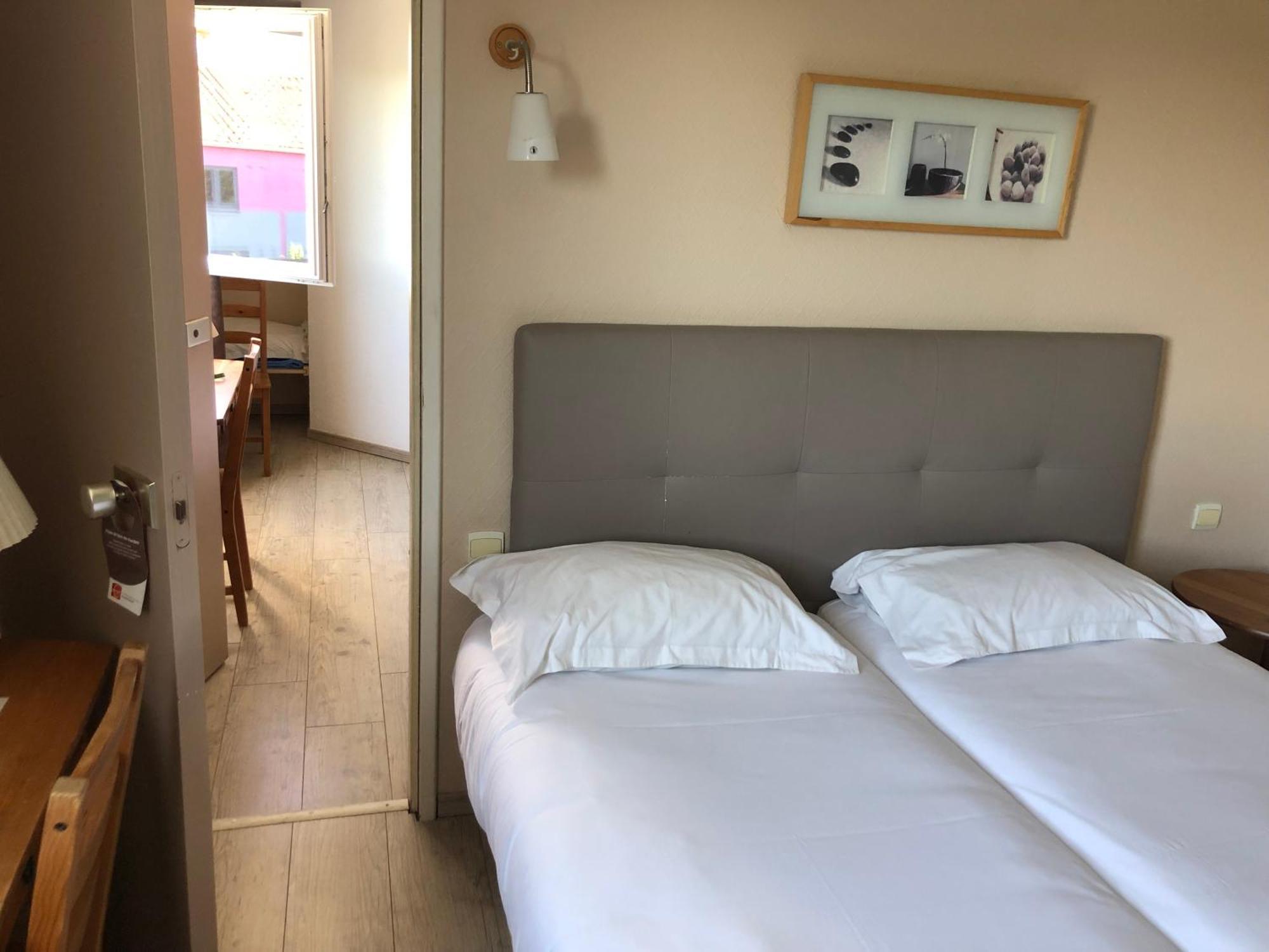 Contact Hotel Le Sud Montpellier Aeroport Parc Expo Arena Моґійо Екстер'єр фото