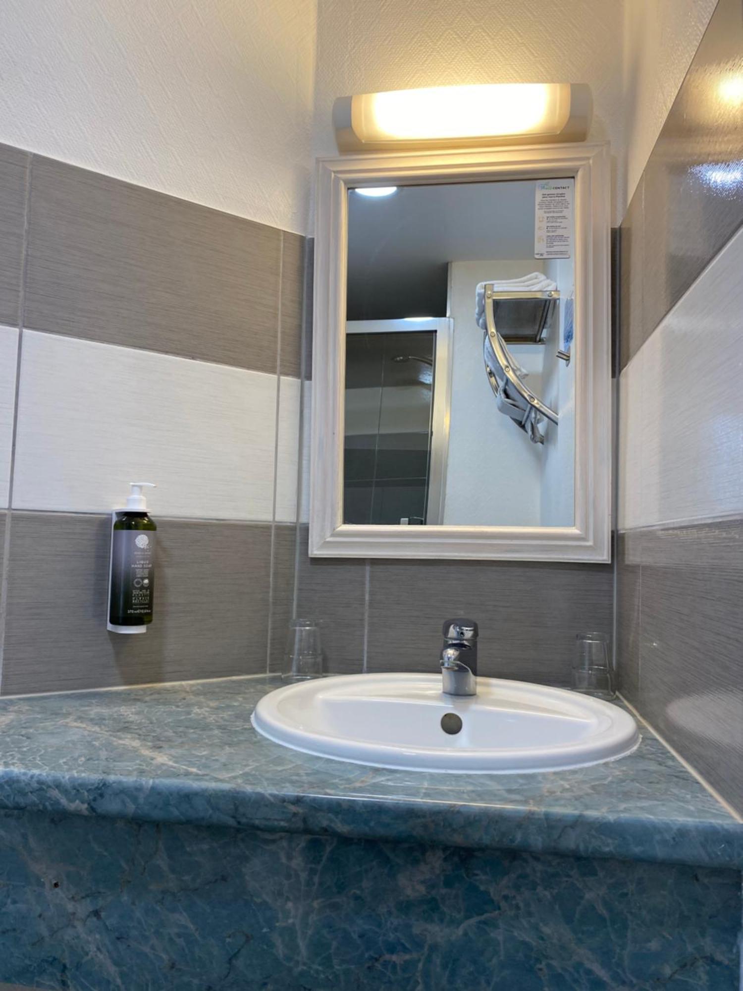 Contact Hotel Le Sud Montpellier Aeroport Parc Expo Arena Моґійо Екстер'єр фото